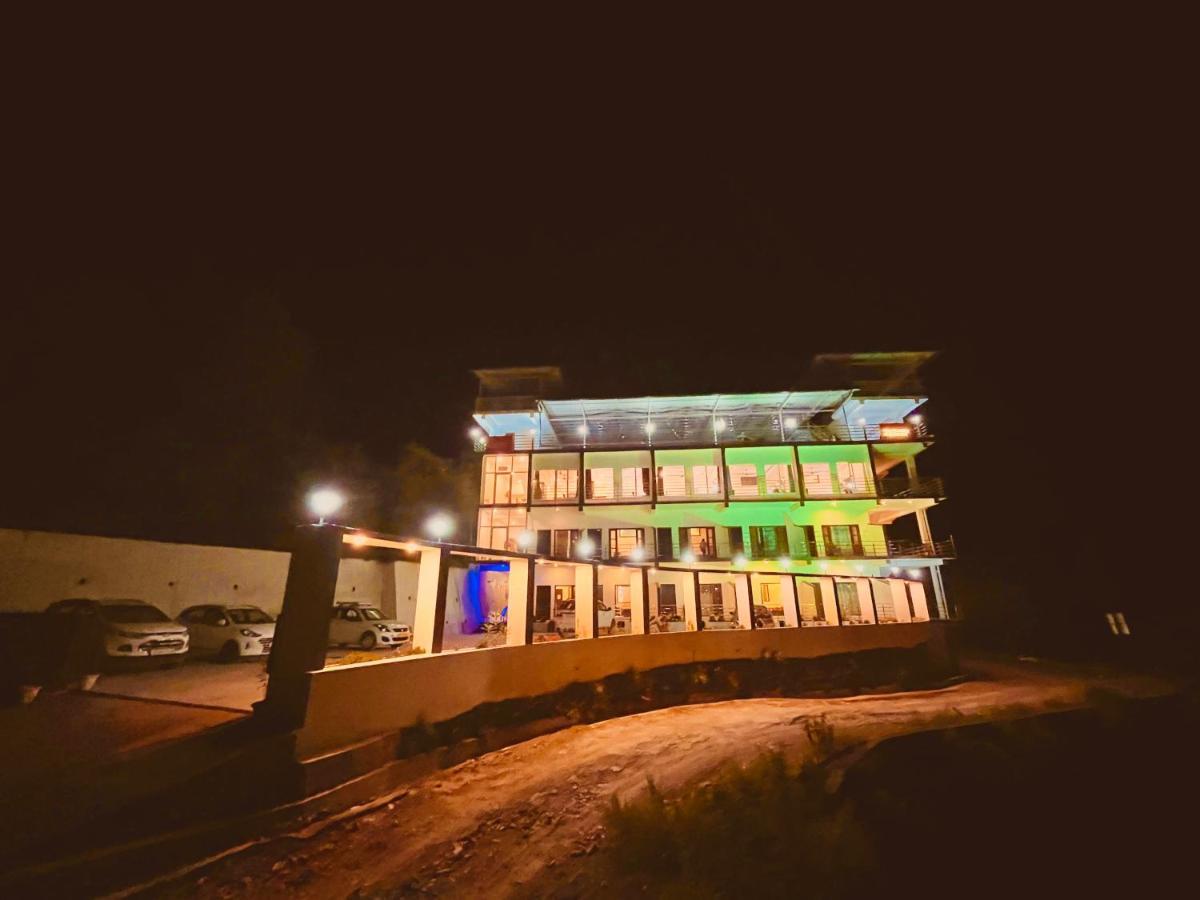 Sitara Resort, Scenic Mountain View Rooms With Balcony & Terrace Masuri Exterior foto