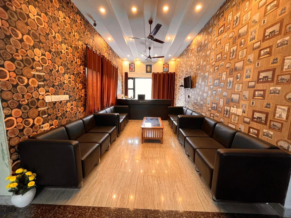 Sitara Resort, Scenic Mountain View Rooms With Balcony & Terrace Masuri Exterior foto