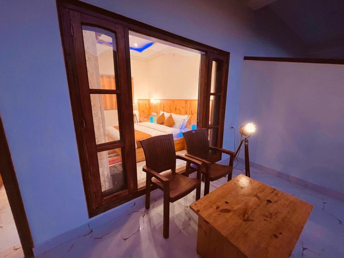 Sitara Resort, Scenic Mountain View Rooms With Balcony & Terrace Masuri Exterior foto